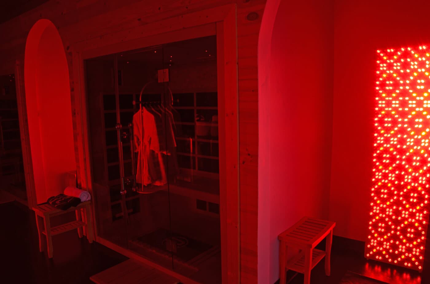 Infrared sauna
