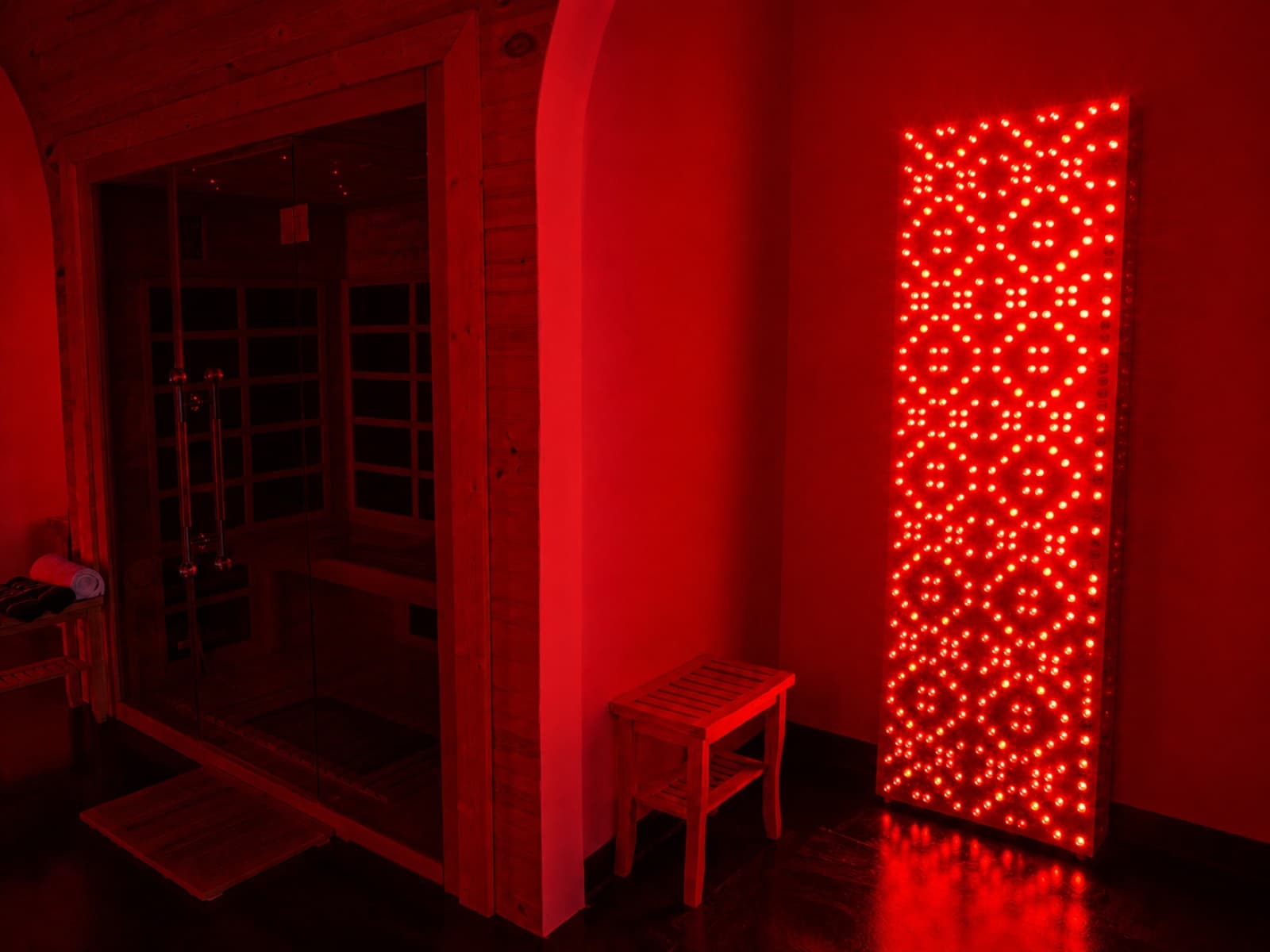 How Red Light Therapy Transforms Your Skin